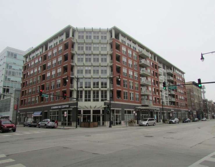 1001 W Madison, #406, Chicago IL 60607