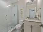 1341 W George St Unit 1 Chicago bathroom