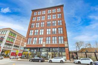 1872 N Clybourn Ave Unit 202