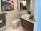 330 W Diversey Pkwy Unit 1305 bathroom