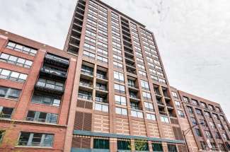 400 W Ontario Unit 613 – Gallery 400