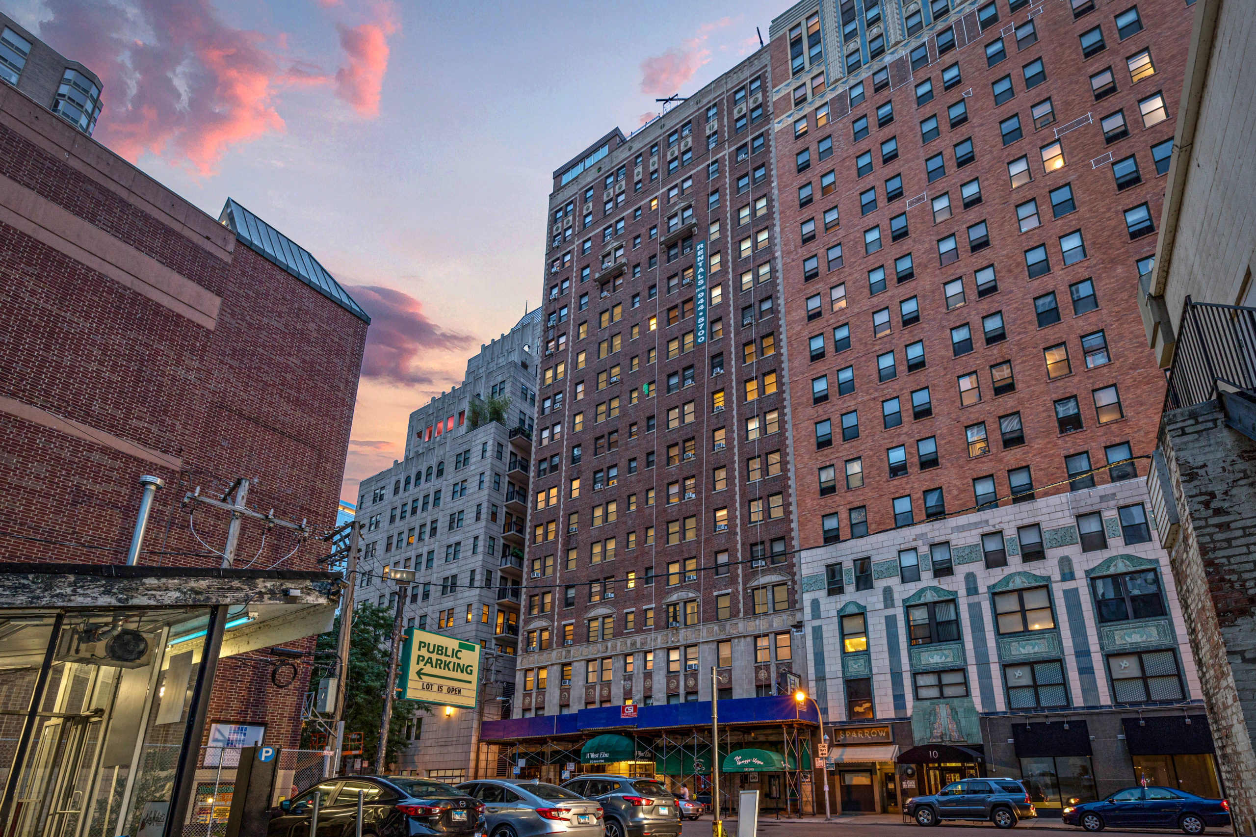 14 West Elm apartments
